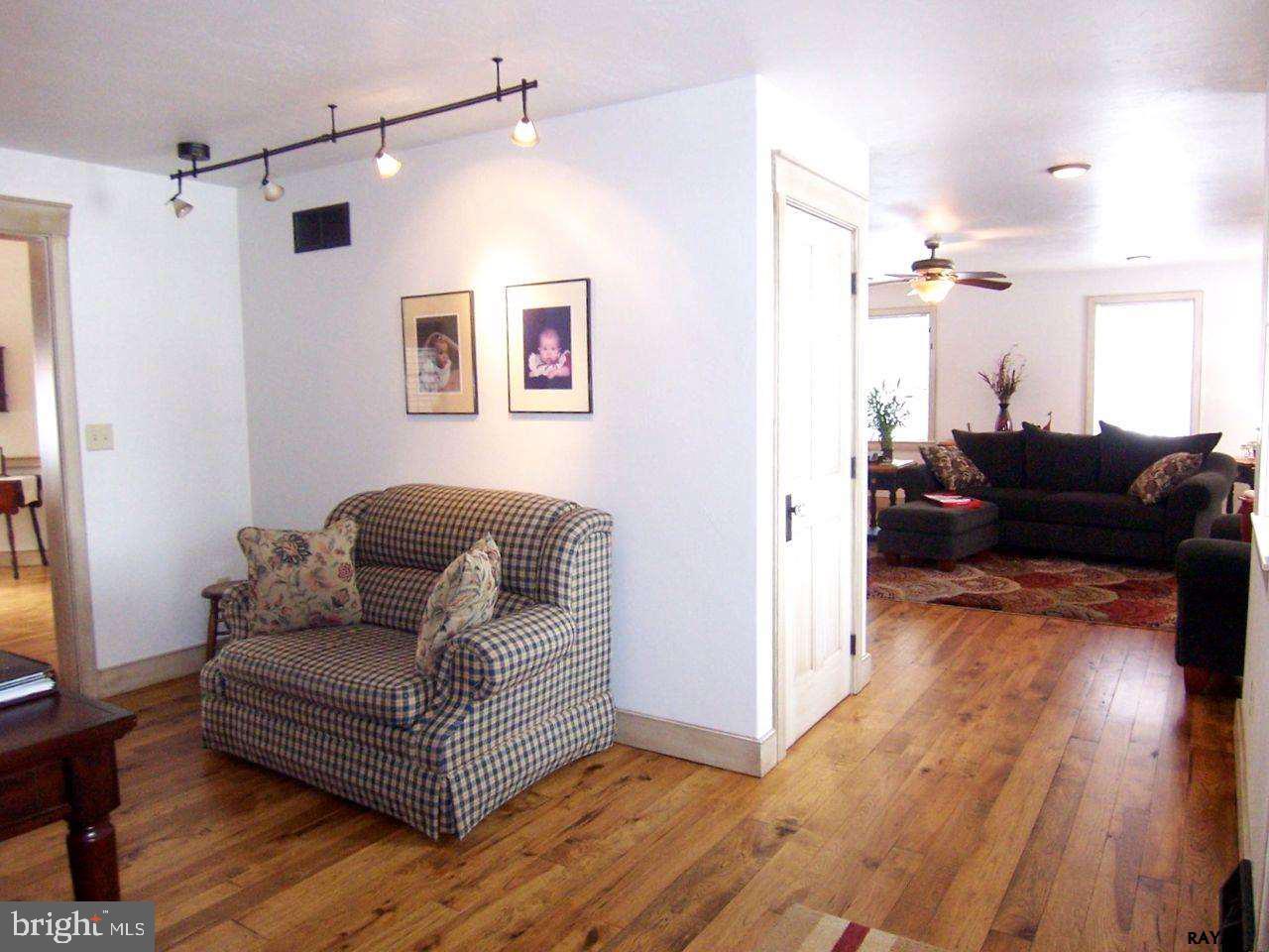 114 South Ridge Road Spring Grove, PA 17362 - Photo 8 of 36