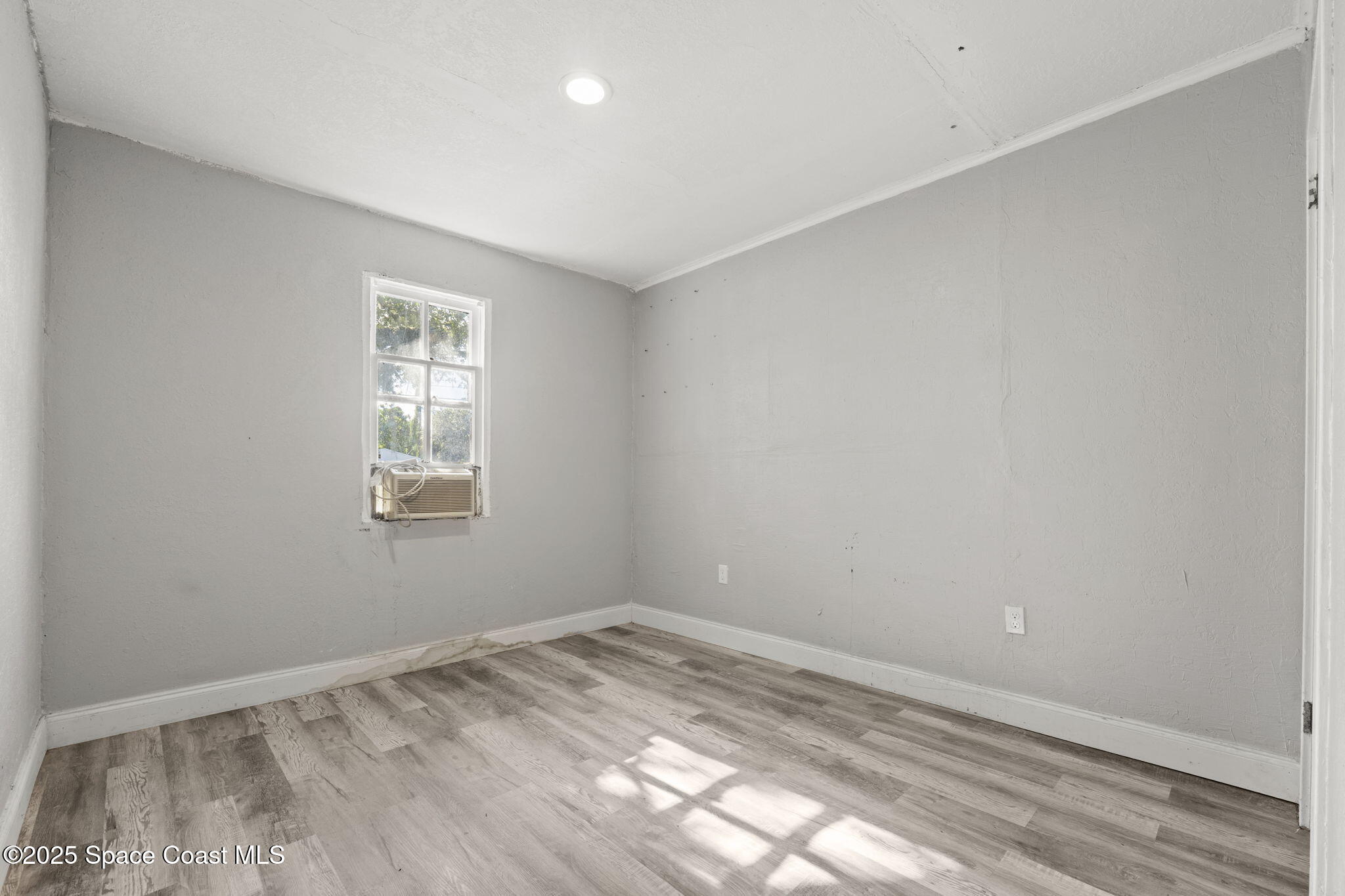 1417 Walter Street Cocoa, FL 32926 - Photo 16 of 37 23-web-or-mls-1417 Walter Street28