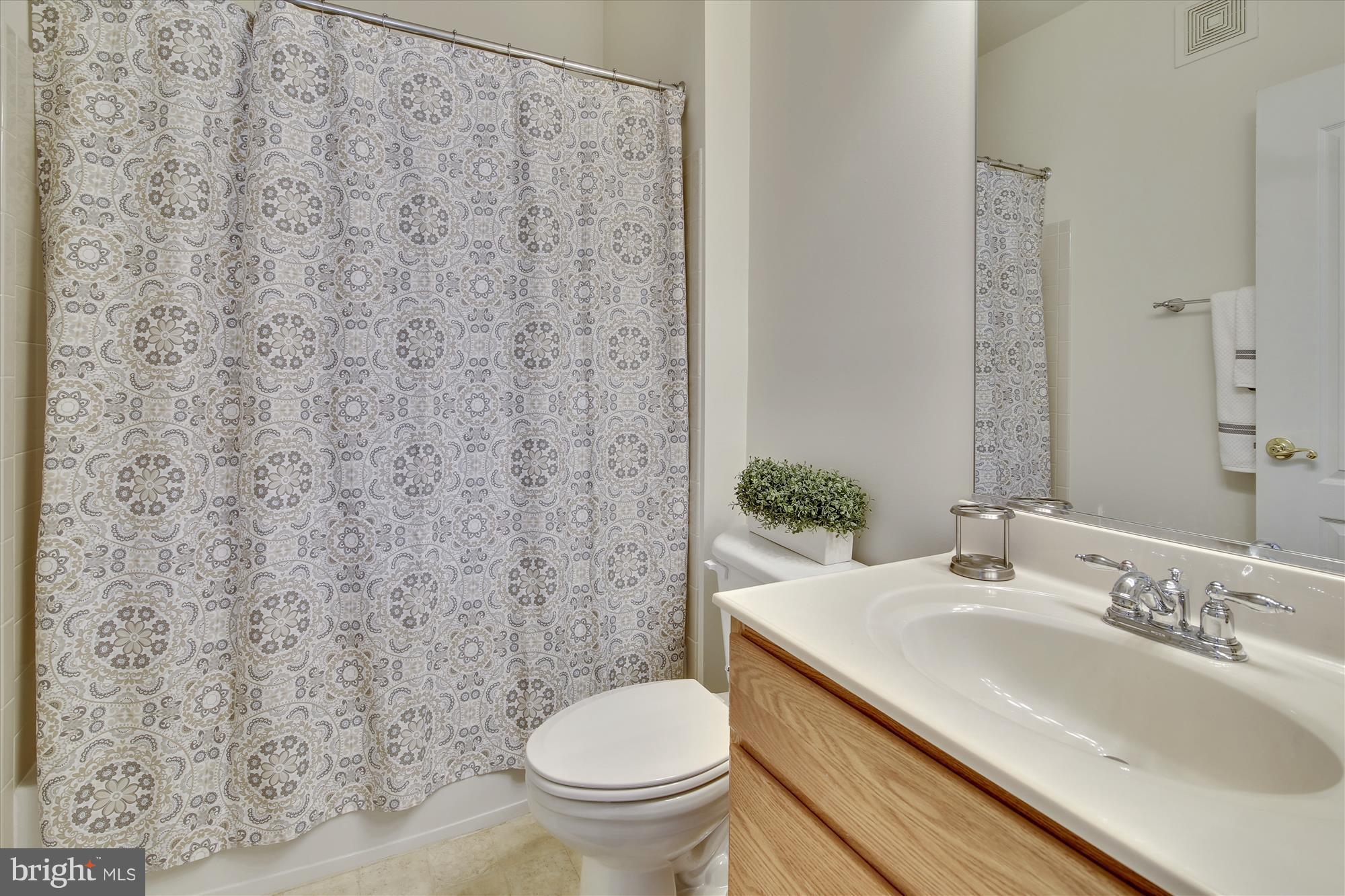 8601 Roaming Ridge Way, Unit 306 Odenton, MD 21113 - Photo 22 of 25 Bath 2