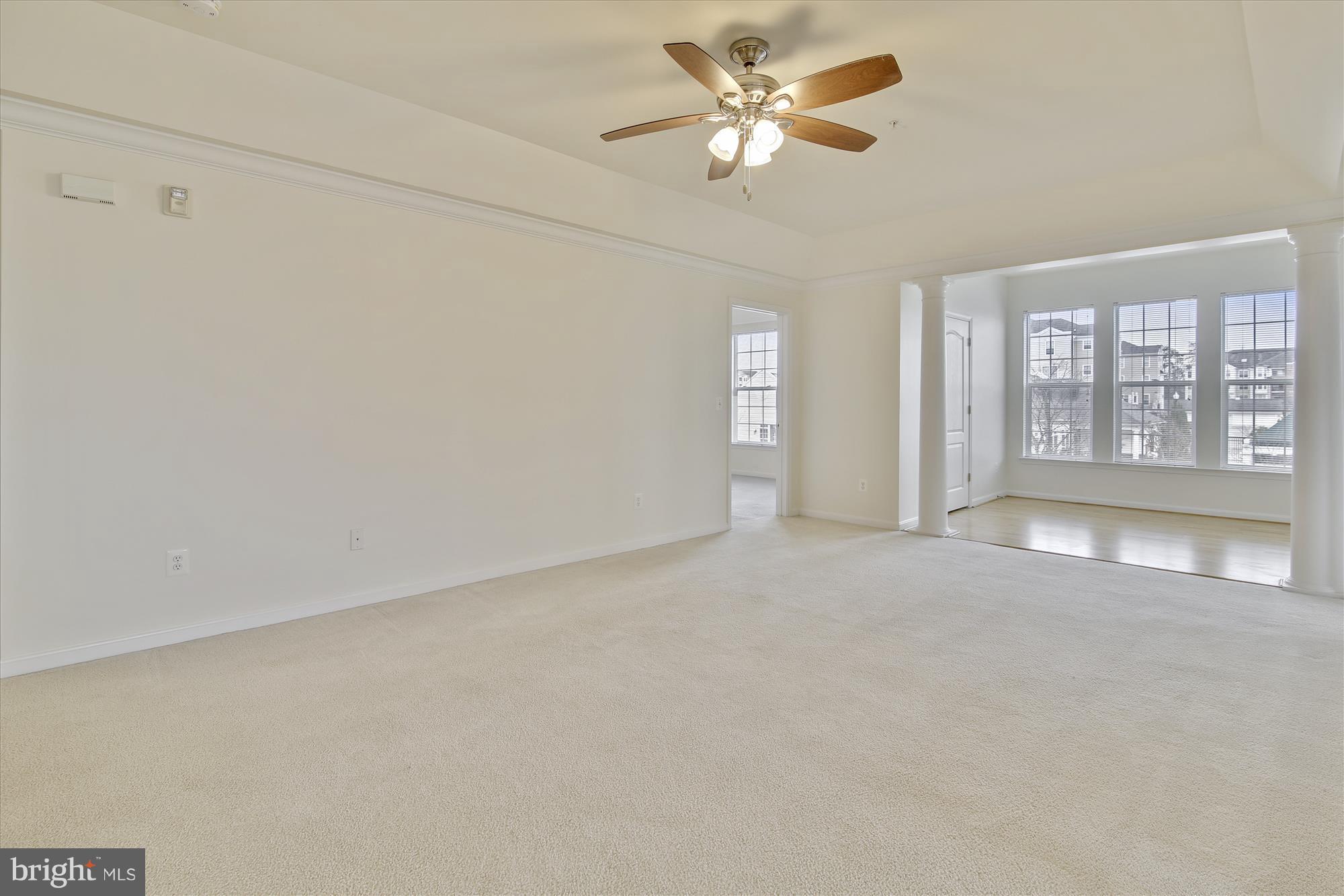 8601 Roaming Ridge Way, Unit 306 Odenton, MD 21113 - Photo 5 of 25 Living Room