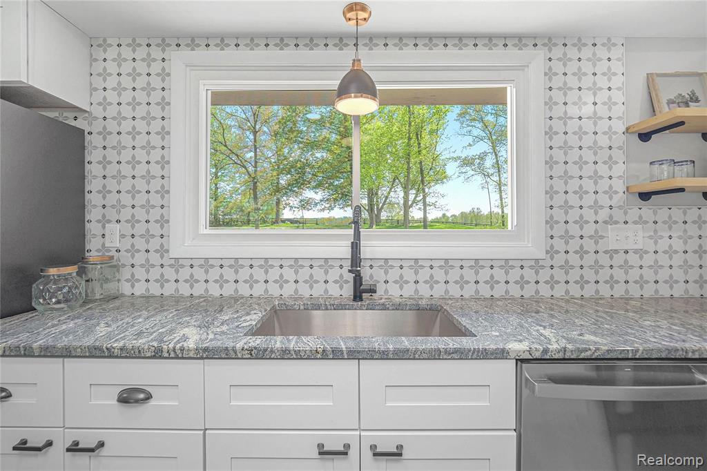 13386 Island Lake Road Chelsea, MI 48118 - Photo 6 of 30