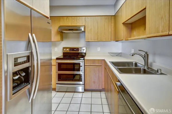 $7,890 | 101 Lombard Street, Unit 903W, San Francisco, CA 94111