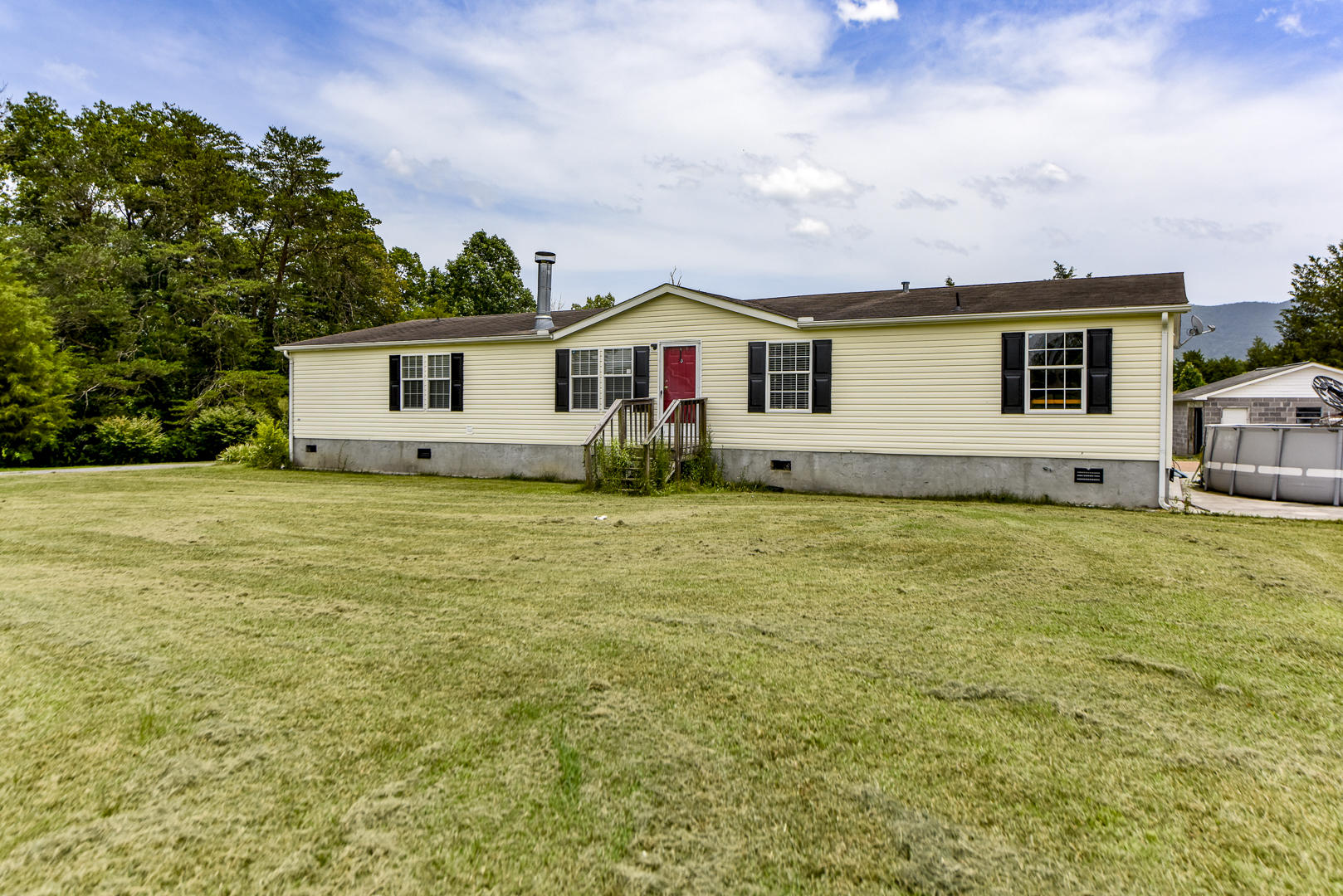 2343 Ellejoy Road Walland, TN 37886 - Photo 4 of 39 _DSC4184
