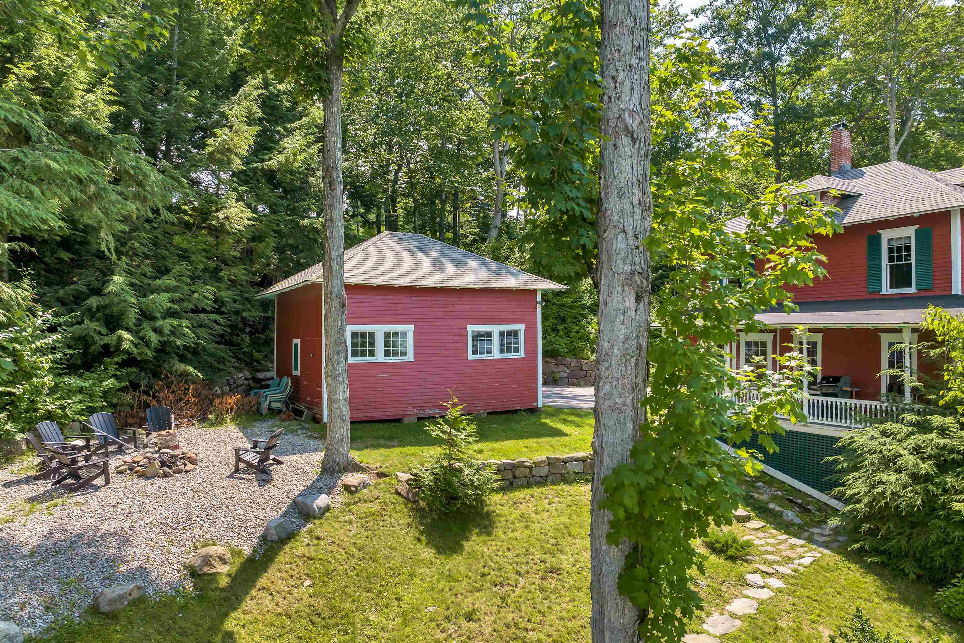 98-101 Belknap Point Road Gilford, NH 03249 - Photo 6 of 40 Gallery Image 6