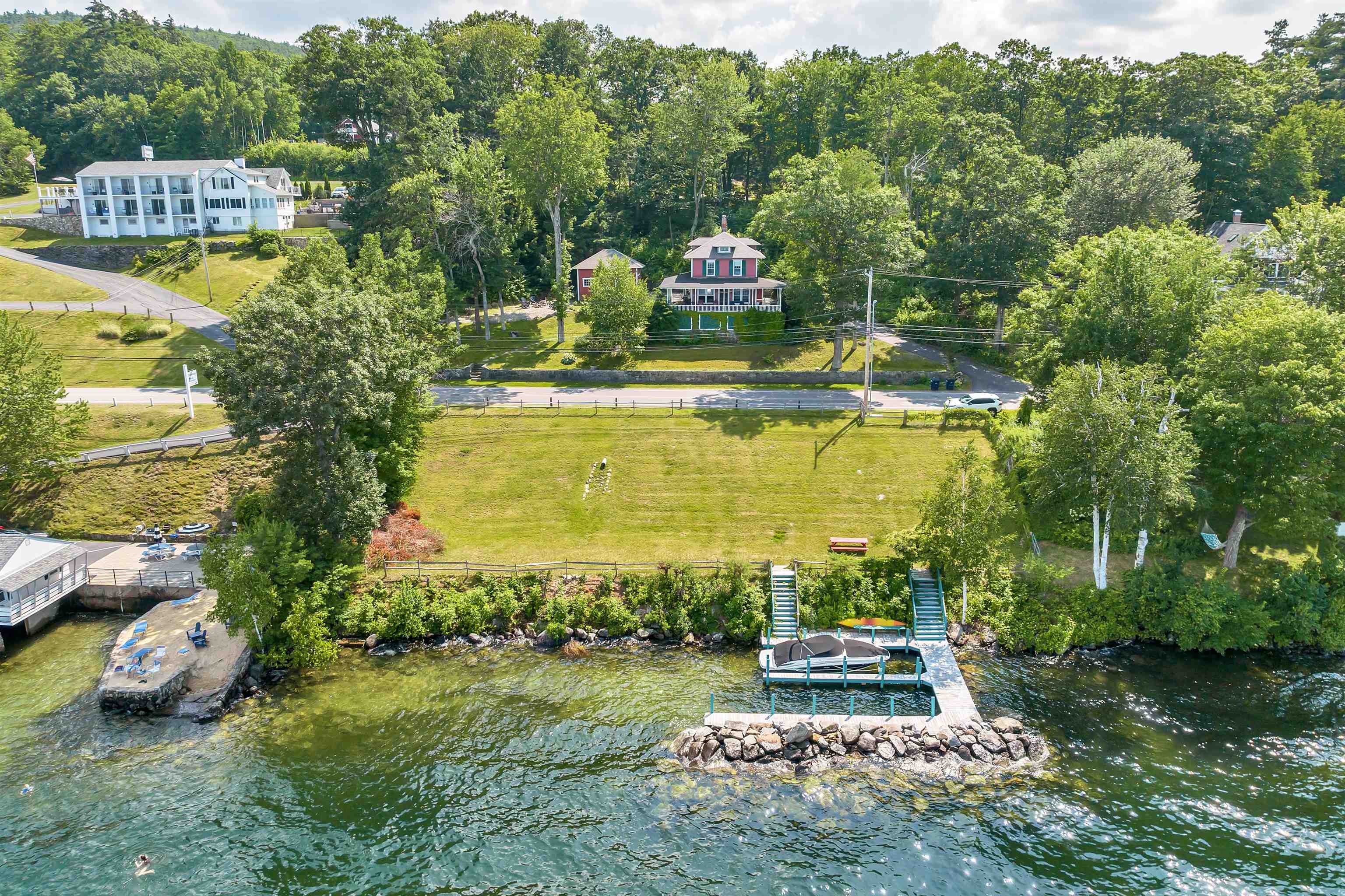 98-101 Belknap Point Road Gilford, NH 03249 - Photo 8 of 40 Gallery Image 8