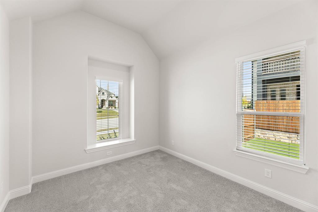 5210 Rowlan Row Midlothian, TX 76065 - Photo 14 of 40 an empty room with windows