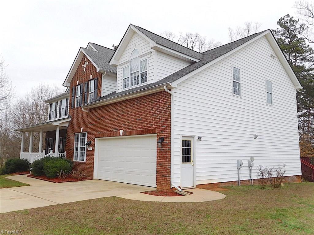 709 Number Ten Way Oak Ridge, NC 27310 - Photo 3 of 29