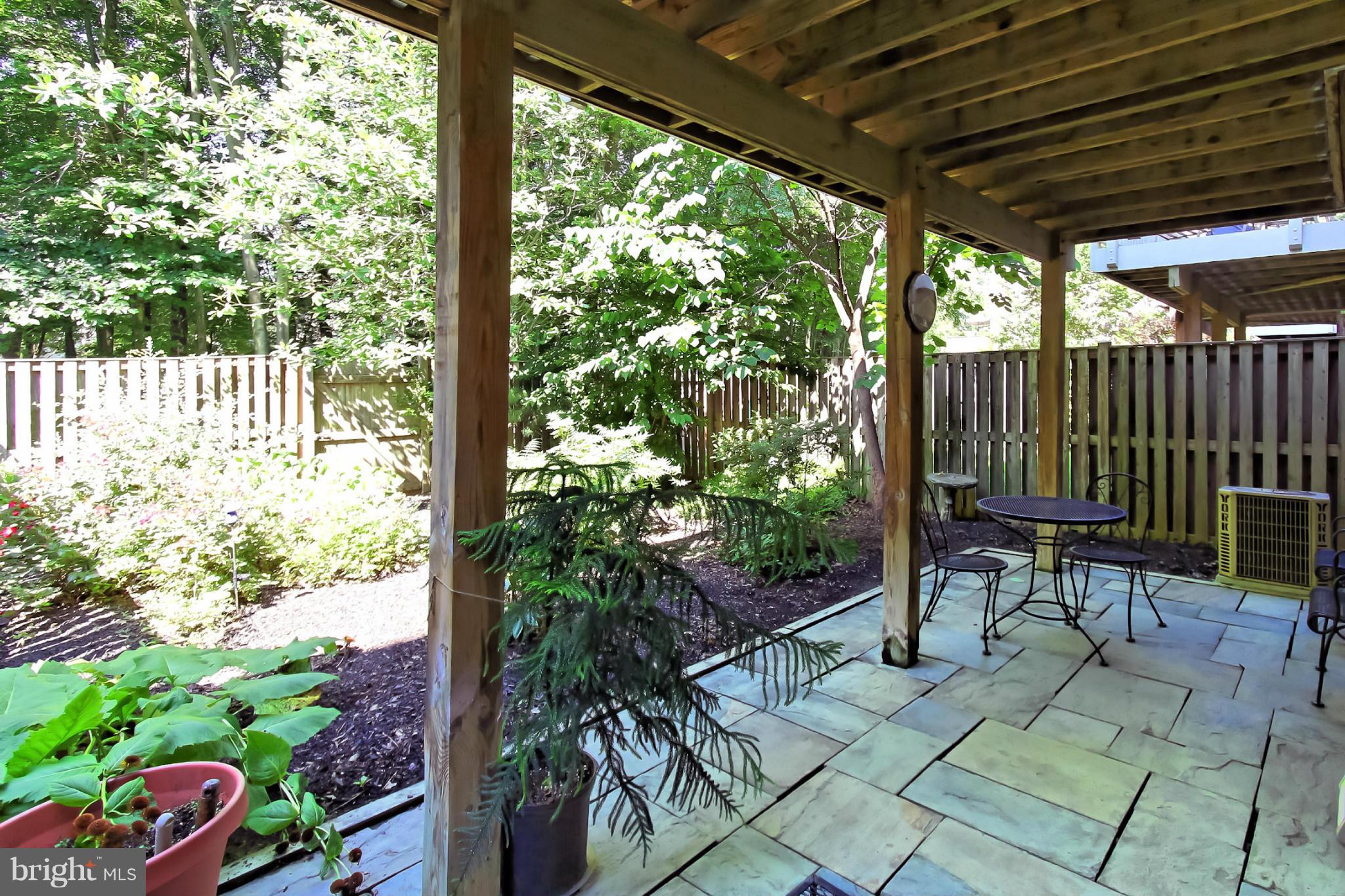 139 Roland Court Southwest Vienna, VA 22180 - Photo 28 of 30 Exterior (Rear)