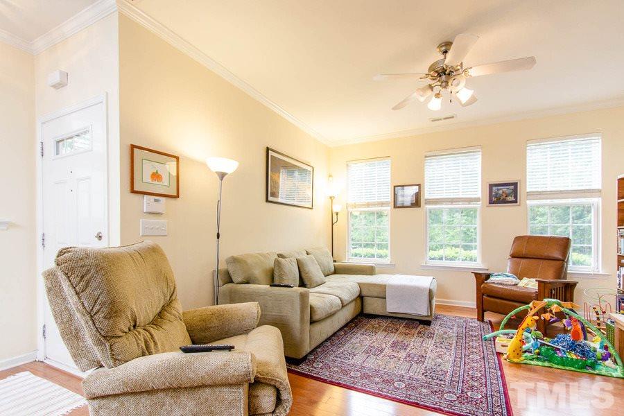 4327 Sugarbend Way Raleigh, NC 27606 - Photo 2 of 12 Gallery Image 2