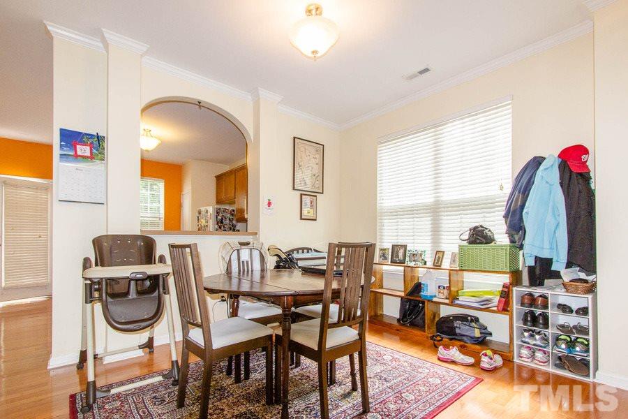 4327 Sugarbend Way Raleigh, NC 27606 - Photo 4 of 12 Gallery Image 4