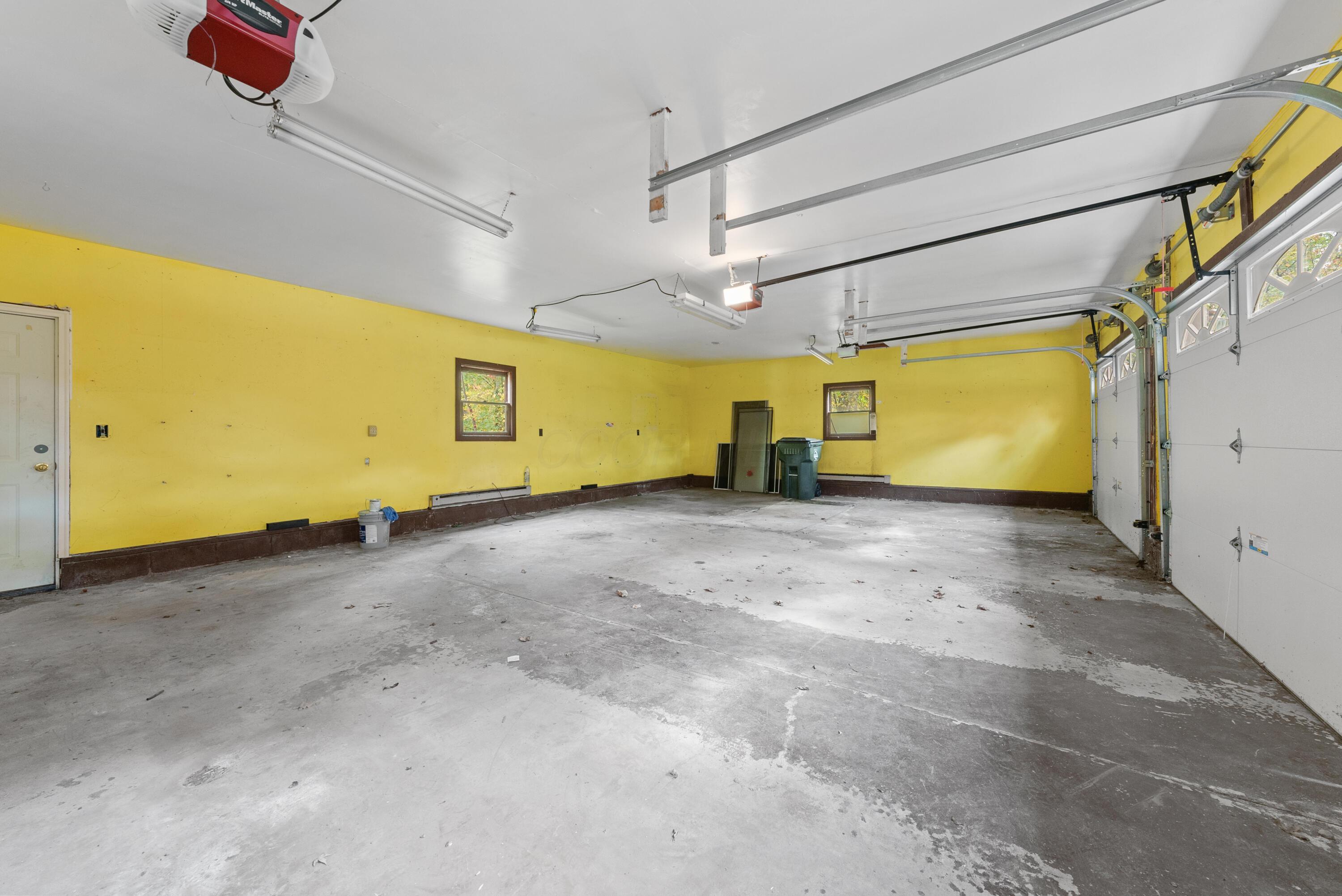 8106 Clouse Road New Albany, OH 43054 - Photo 41 of 47 Three Car Garage