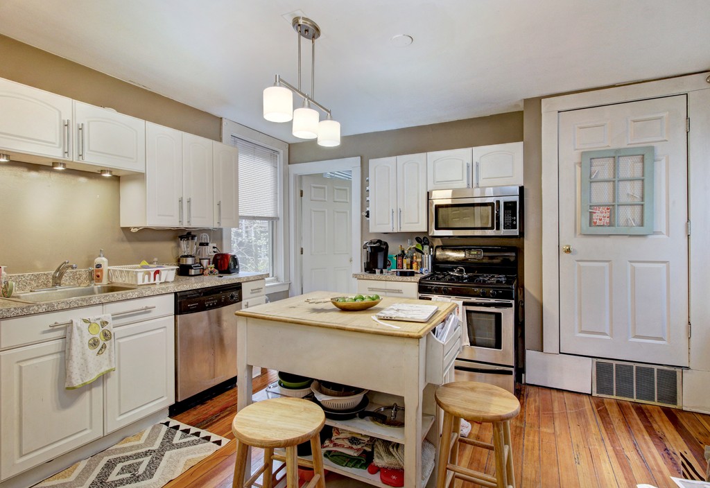 181 West Fifth Street, Unit 2 Boston, MA 02127 - Photo 6 of 10