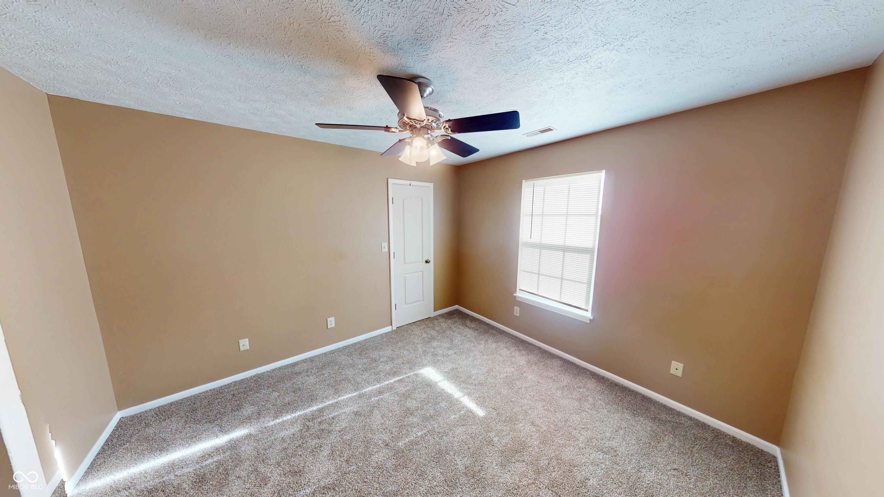 1096 Bumblebee Way Greenfield, IN 46140 - Photo 26 of 57