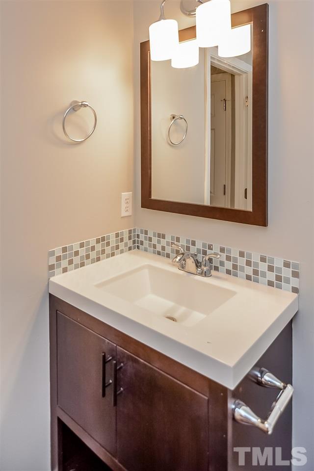 3020 Settle In Lane Raleigh, NC 27614 - Photo 16 of 25 Gallery Image 16