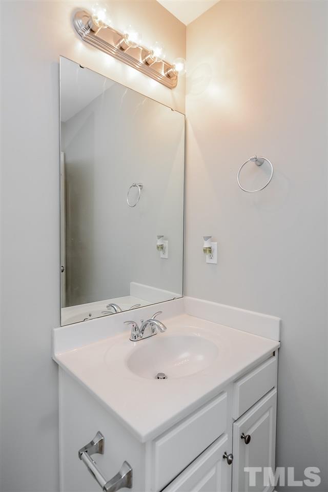 3020 Settle In Lane Raleigh, NC 27614 - Photo 9 of 25 Gallery Image 9