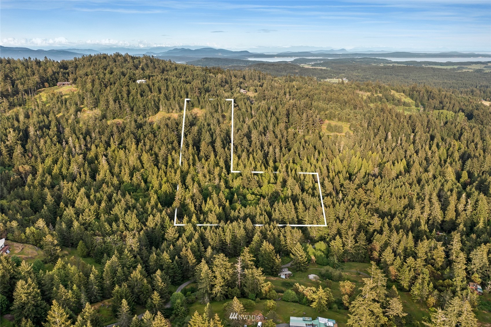 699 Capron Road Friday Harbor, WA 98250 - Photo 5 of 31 Gallery Image 5