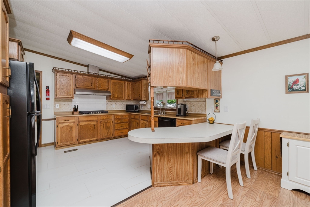 7 Anna Street Raynham, MA 02767 - Photo 14 of 42