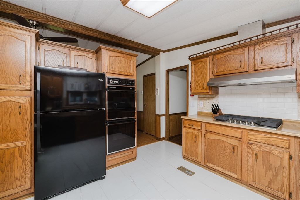 7 Anna Street Raynham, MA 02767 - Photo 17 of 42