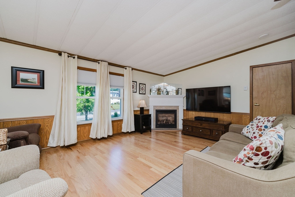 7 Anna Street Raynham, MA 02767 - Photo 7 of 42