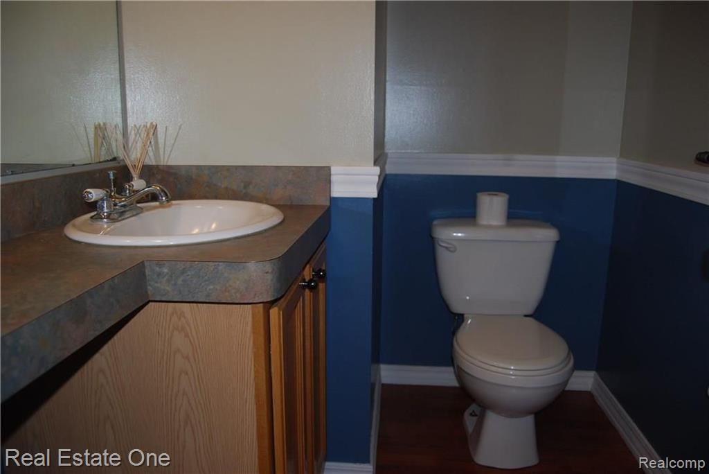 525 East University Drive, Unit 94 Rochester, MI 48307 - Photo 16 of 16