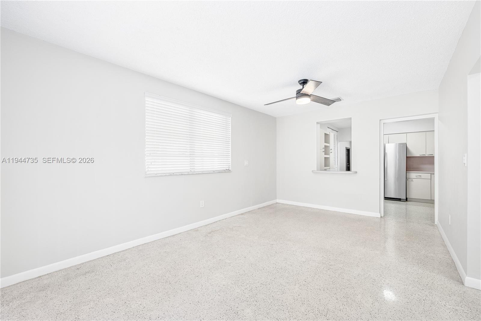 3855 Southwest 87th Place Miami, FL 33165 - Photo 10 of 27