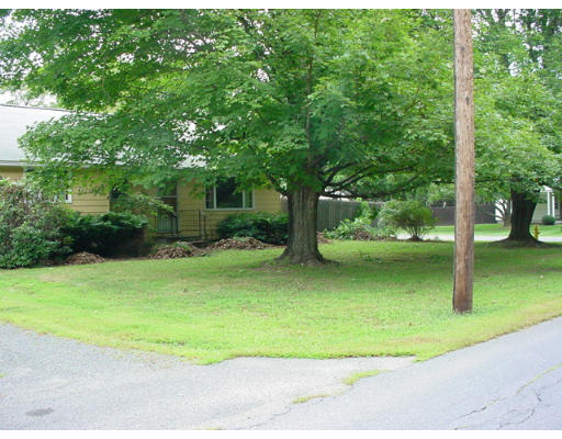 72 Thayer Road Greenfield, MA 01301 - Photo 3 of 5 Gallery Image 3