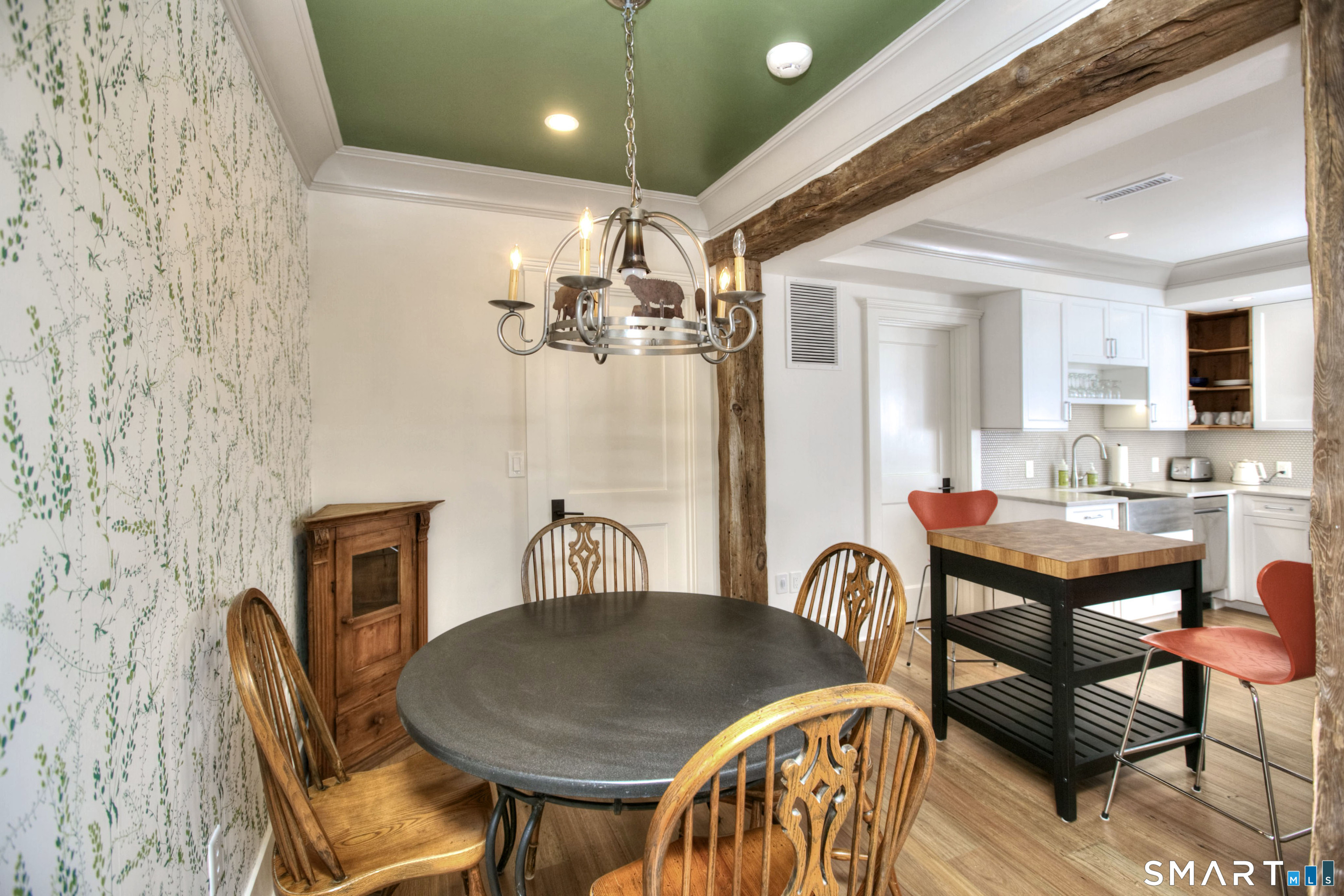 1180 Oldfield Road Fairfield, CT 06824 - Photo 9 of 15 Gallery Image 9