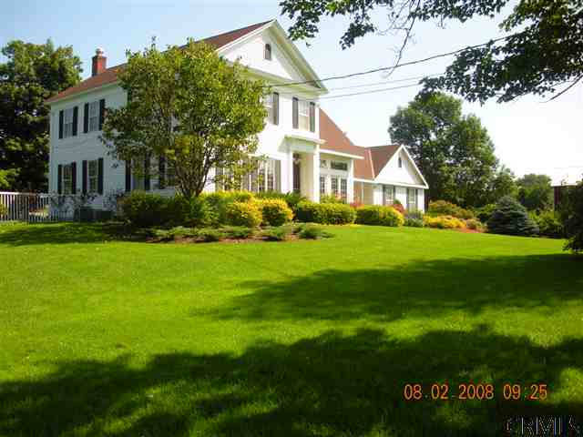 812 County Line Road Rotterdam, NY 12306 - Photo 1 of 9 Photo 1
