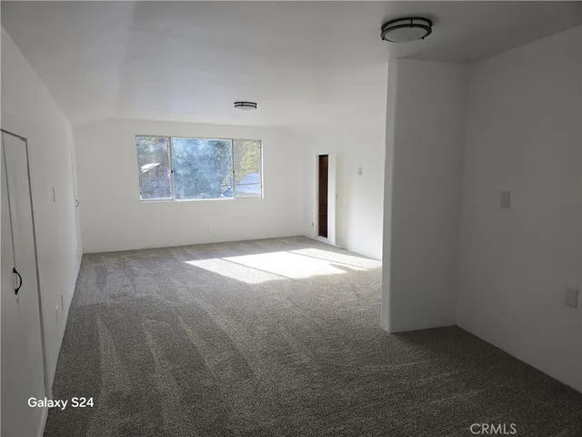 $429,000 | 39210 North Shore Drive, Fawnskin, CA 92333