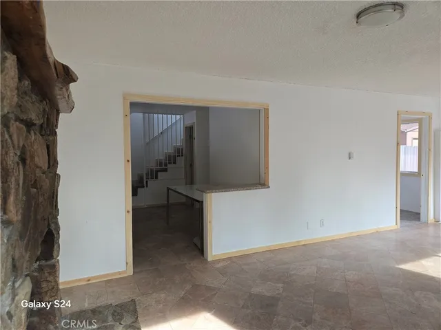 $429,000 | 39210 North Shore Drive, Fawnskin, CA 92333