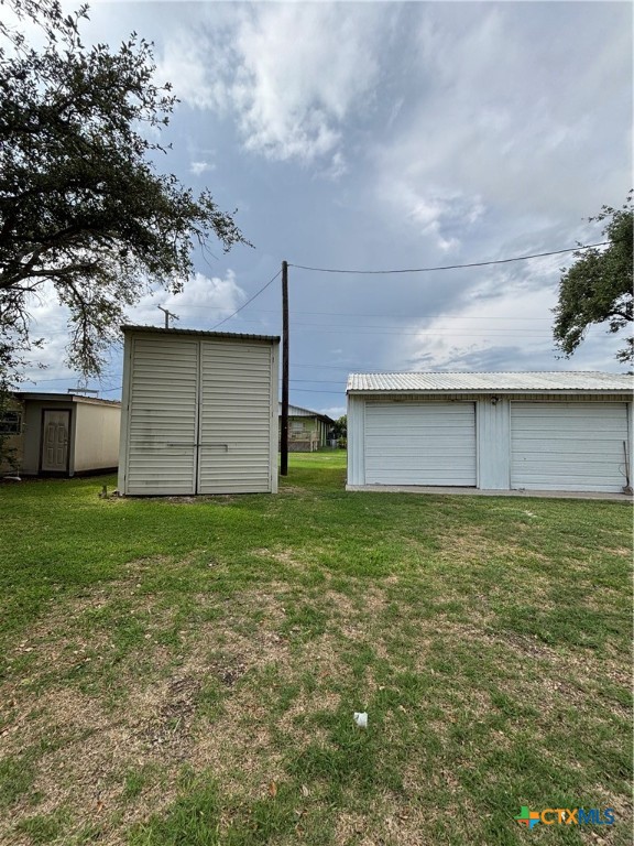 1008 Adams Avenue Port O'Connor, TX 77982 - Photo 2 of 43 a view of a backyard