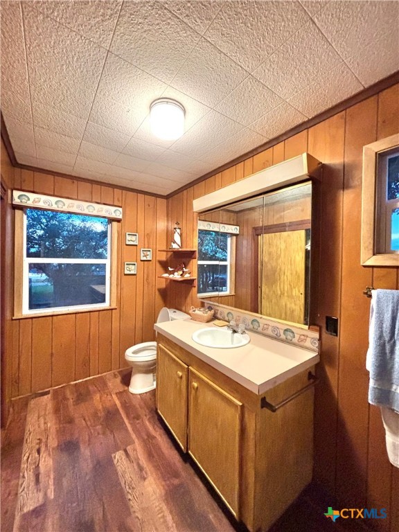 1008 Adams Avenue Port O'Connor, TX 77982 - Photo 10 of 43 a utility room with washer and dryer
