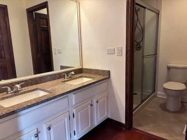 $619,000 | 4950 Tarrington Drive, Hoffman Estates, IL 60010