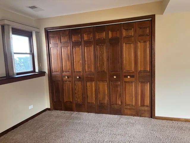 $619,000 | 4950 Tarrington Drive, Hoffman Estates, IL 60010