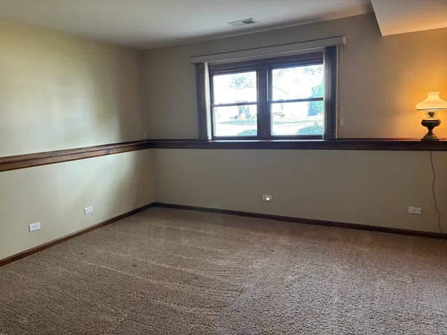 $619,000 | 4950 Tarrington Drive, Hoffman Estates, IL 60010