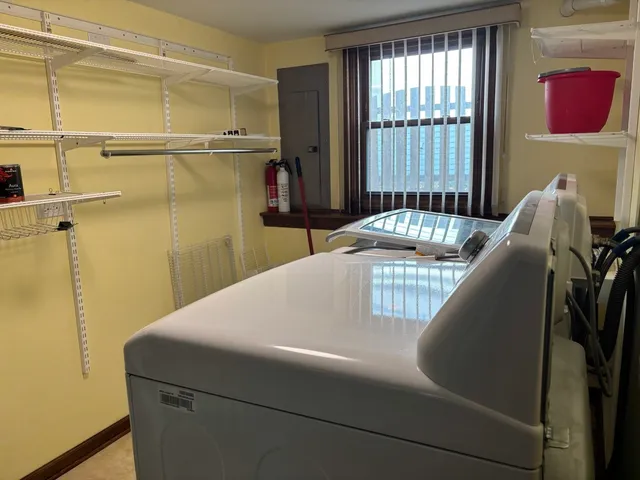 $619,000 | 4950 Tarrington Drive, Hoffman Estates, IL 60010