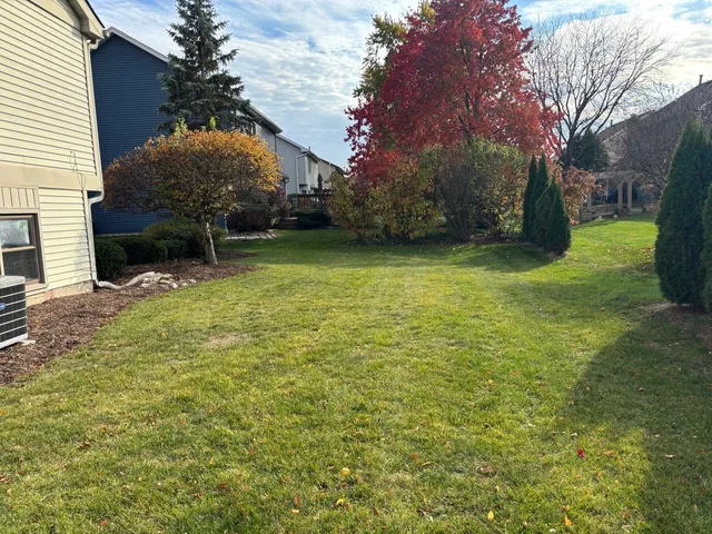 $619,000 | 4950 Tarrington Drive, Hoffman Estates, IL 60010