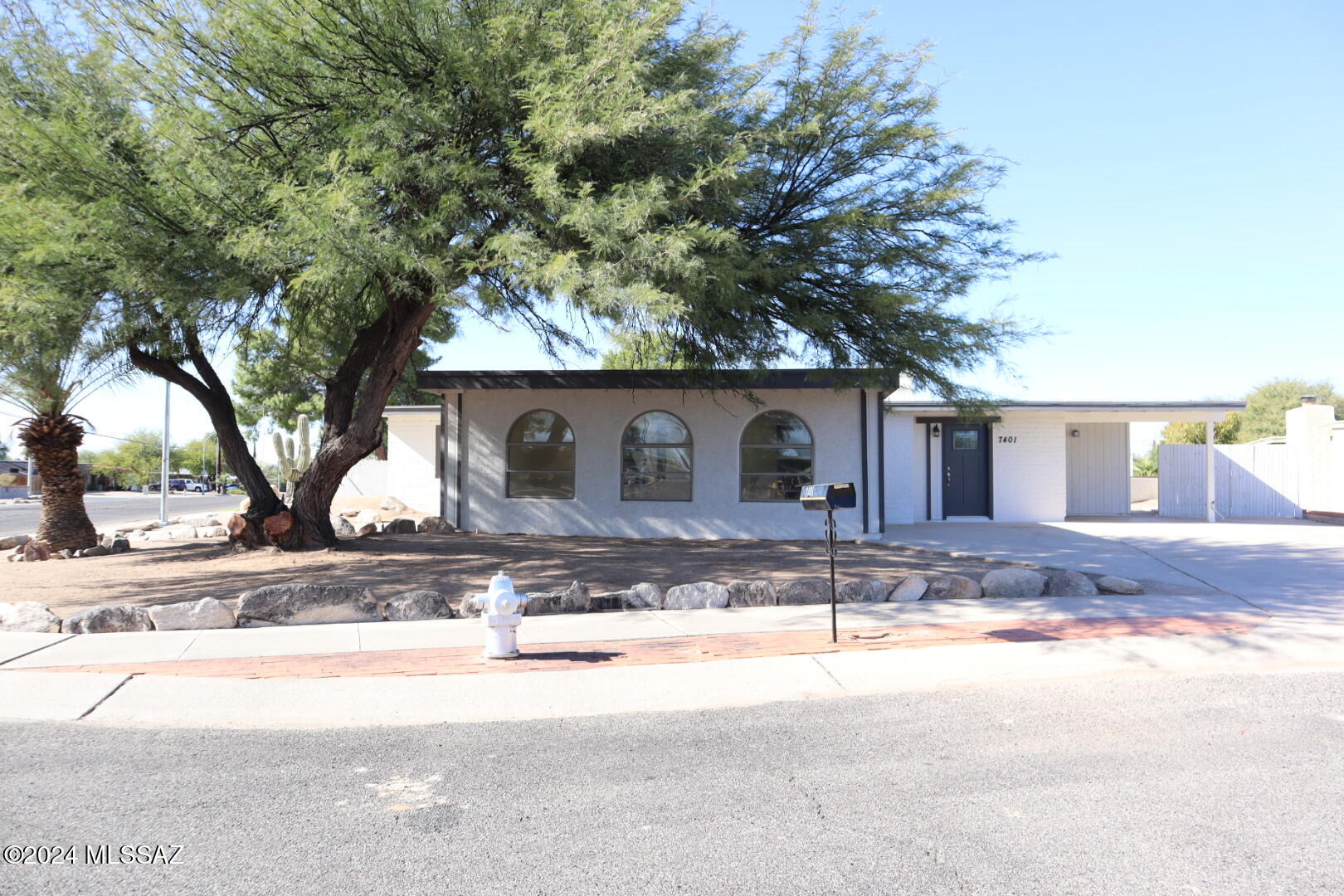 7401 East Stella Road Tucson, AZ 85730 - Photo 1 of 39 Gallery Image 1