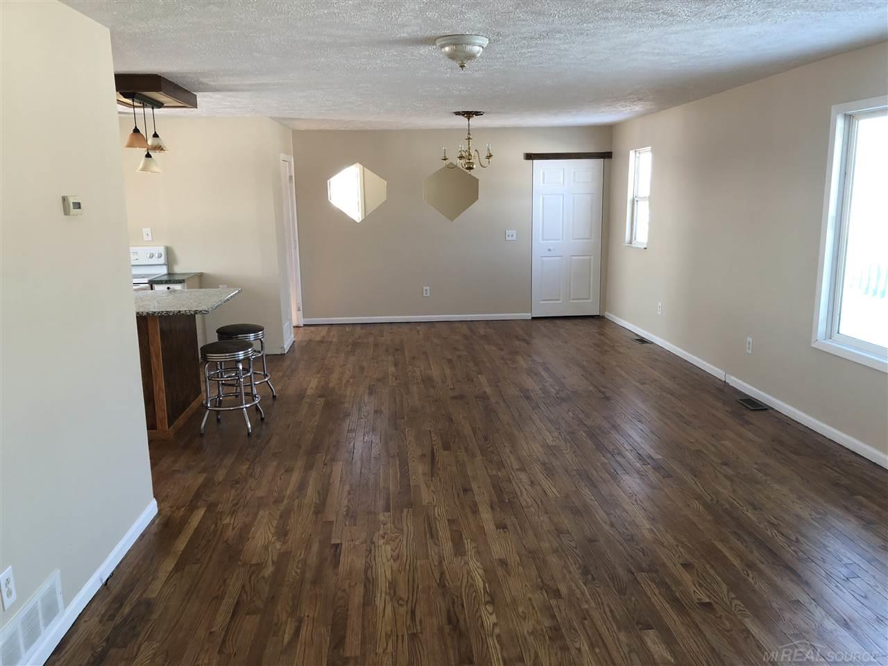 8931 Fisher Road Avoca, MI 48006 - Photo 2 of 5 50045591-2.JPG