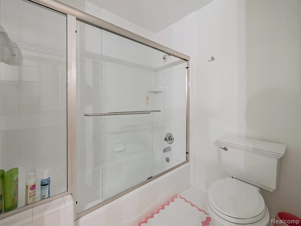 3586 Walnut Brook Drive Rochester Hills, MI 48309 - Photo 55 of 82