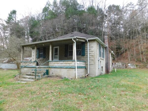 26814 Wild Cat Road Rockbridge, OH 43149 - Photo 2 of 17 010