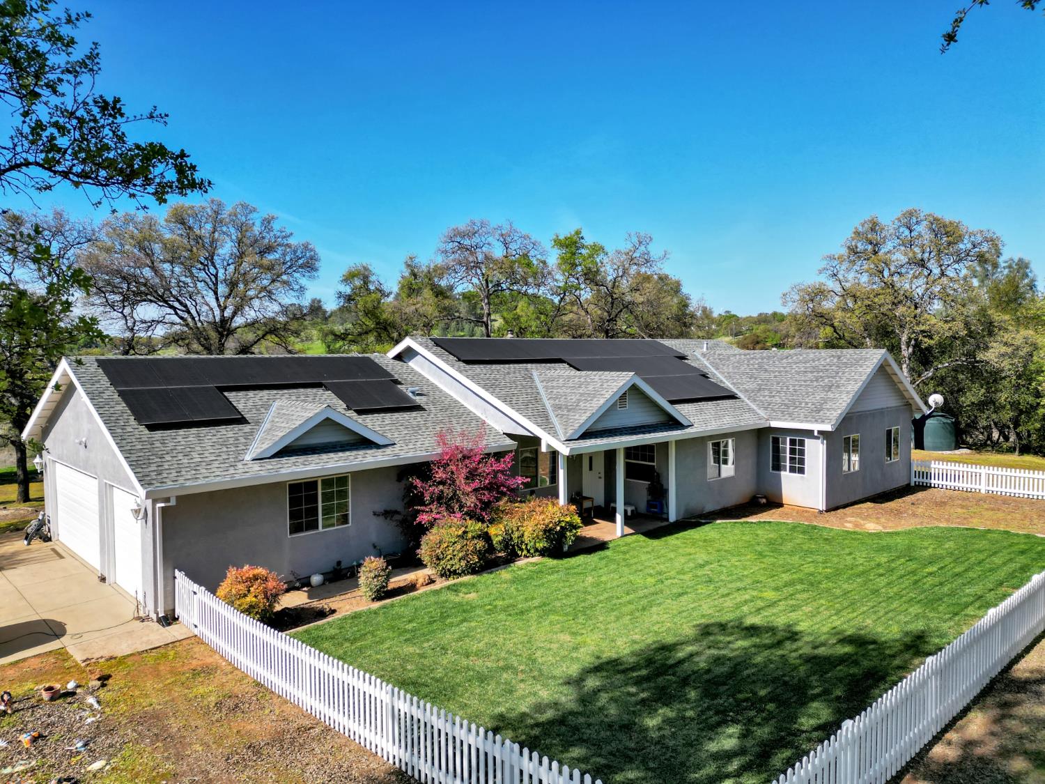 19890 Perimeter Road Grass Valley, CA 95949 - Photo 2 of 95