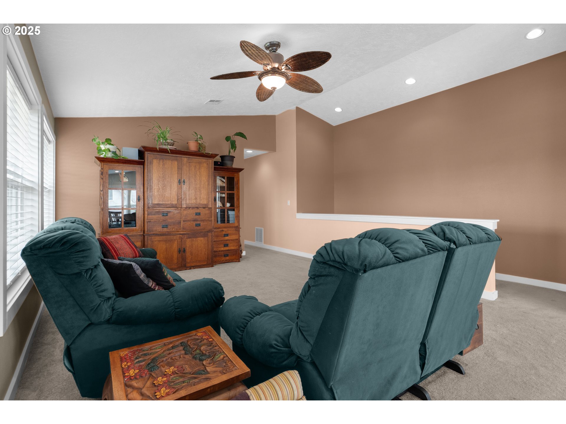 1164 Beach Drive Seaside, OR 97138 - Photo 24 of 48 Family Room