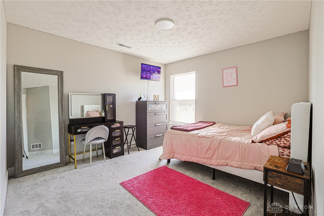 6853 Zerkle Road Springfield, OH 45502 - Photo 29 of 64