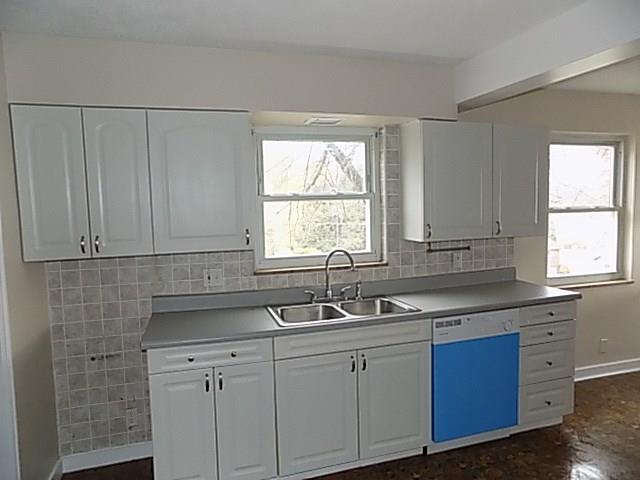 109 Evans Road Zelienople, PA 16063 - Photo 3 of 18 Gallery Image 3