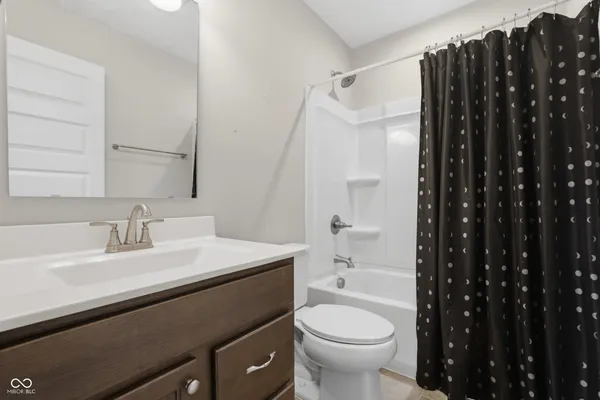 $775,000 | 14598 Meadow Bend Drive, Fishers, IN 46037