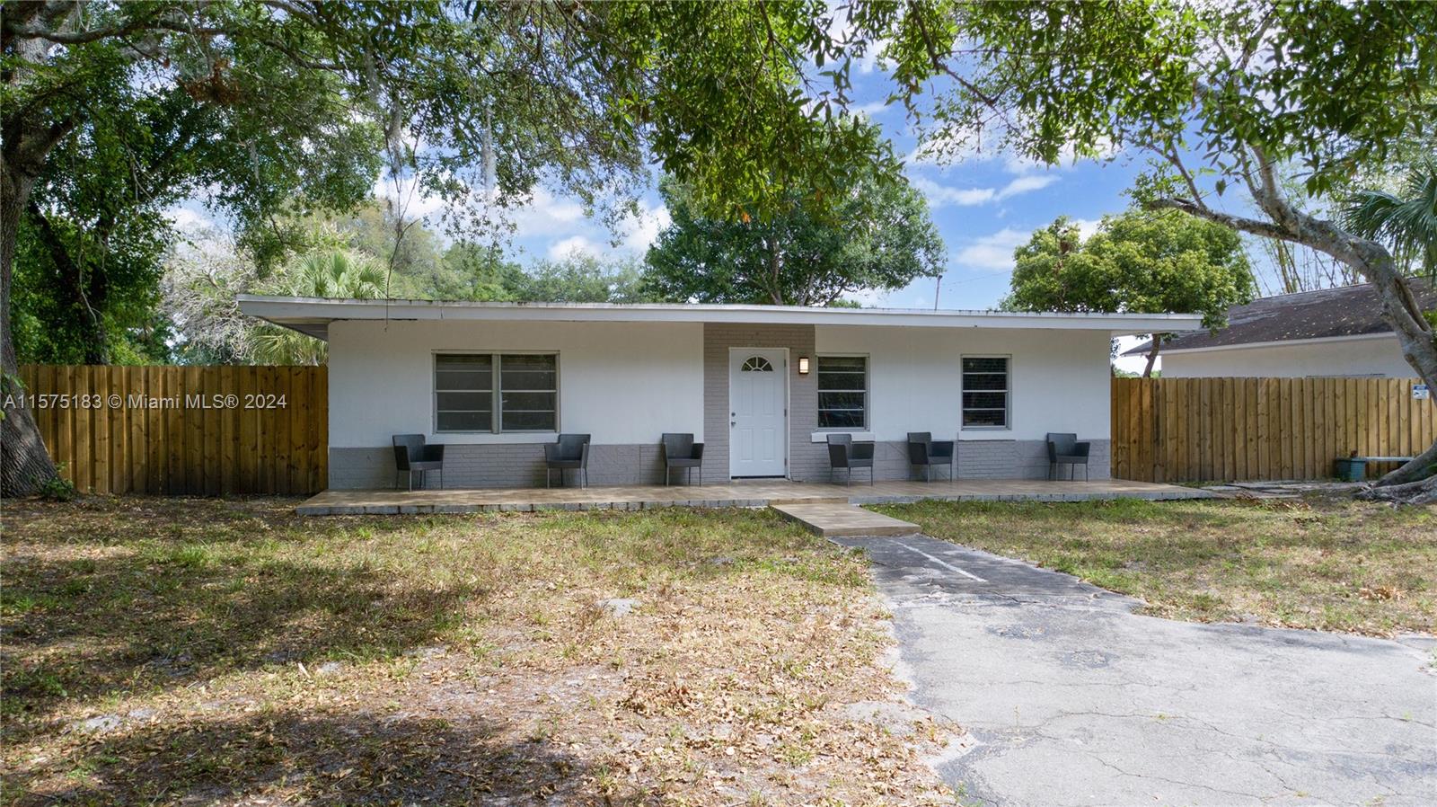 5536 Altman Road Fort Pierce, FL 34981 - Photo 8 of 33 Gallery Image 8