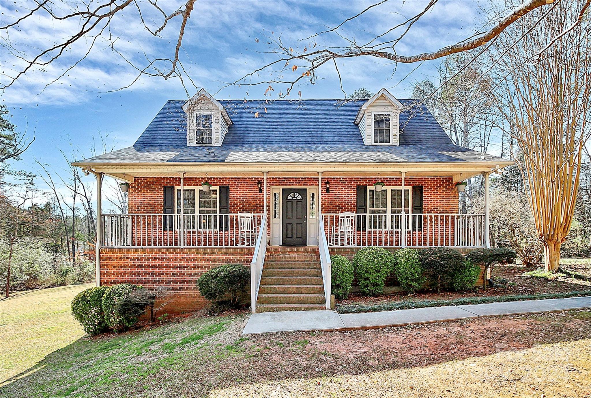 125 Vinson Road Rock Hill, SC 29730 - Photo 3 of 39 a front view of a house