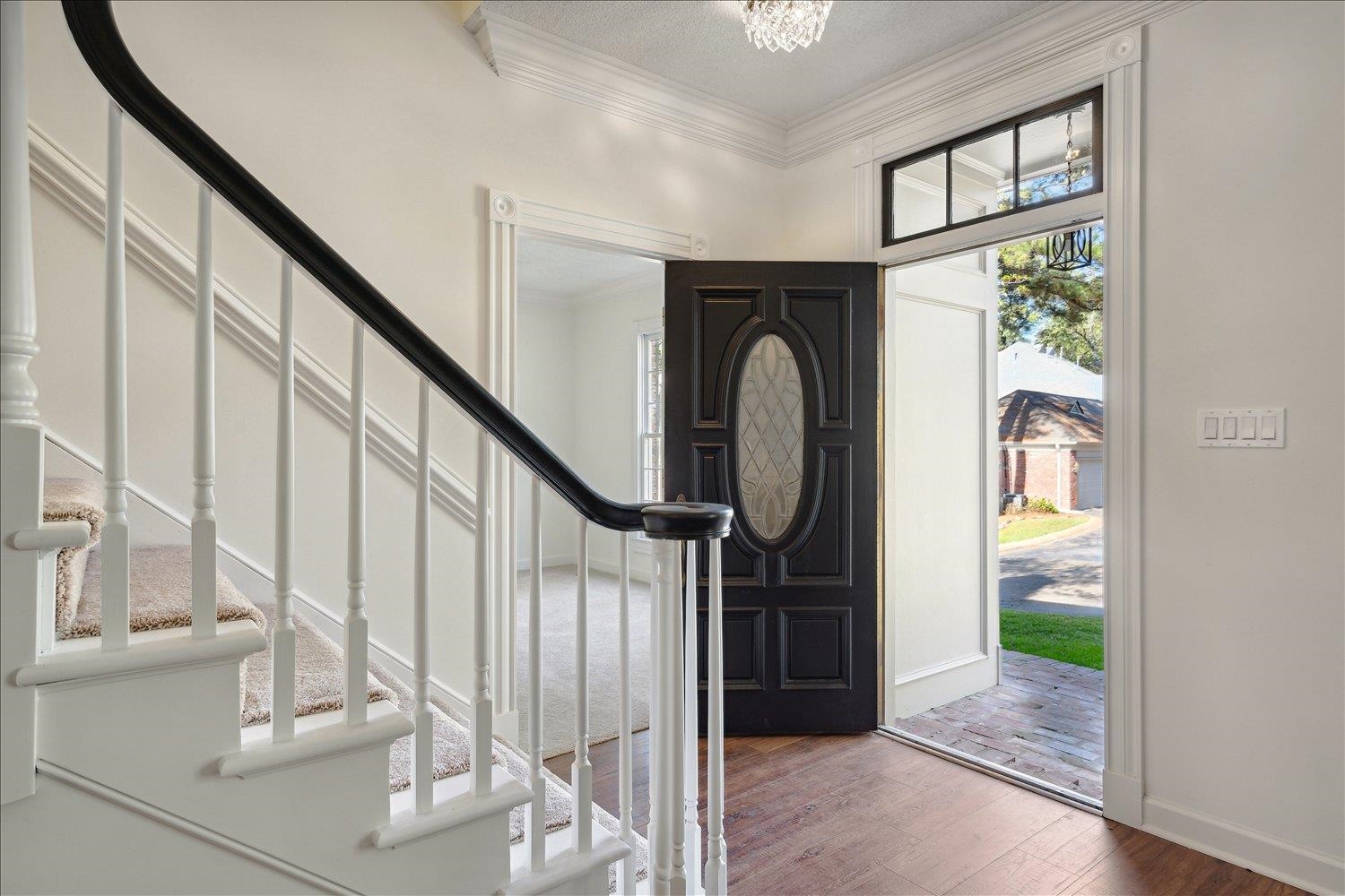 7215 Plantation Circle Germantown, TN 38138 - Photo 5 of 30 a view of entryway