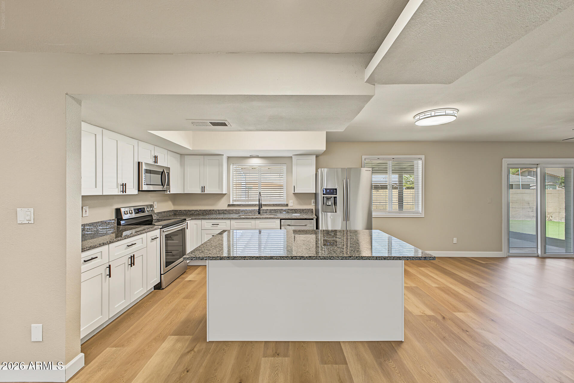 2628 South Reyes Mesa, AZ 85202 - Photo 15 of 42 15 - Reyes 2628